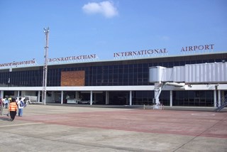 leiebil Ubon Ratchanthani Lufthavn